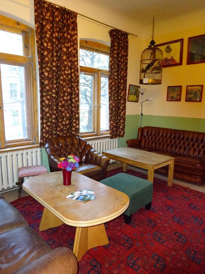 Hummel Hostel - Historische Stadtvilla Mit Garten Veimar Exterior foto